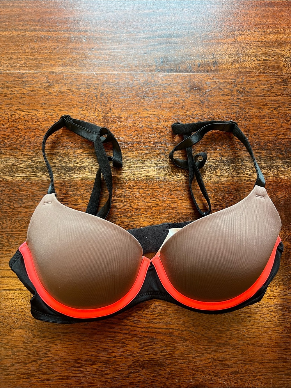 PINK Victoria's Secret wear everywhere light lined brown & Neon Coral Trim bra